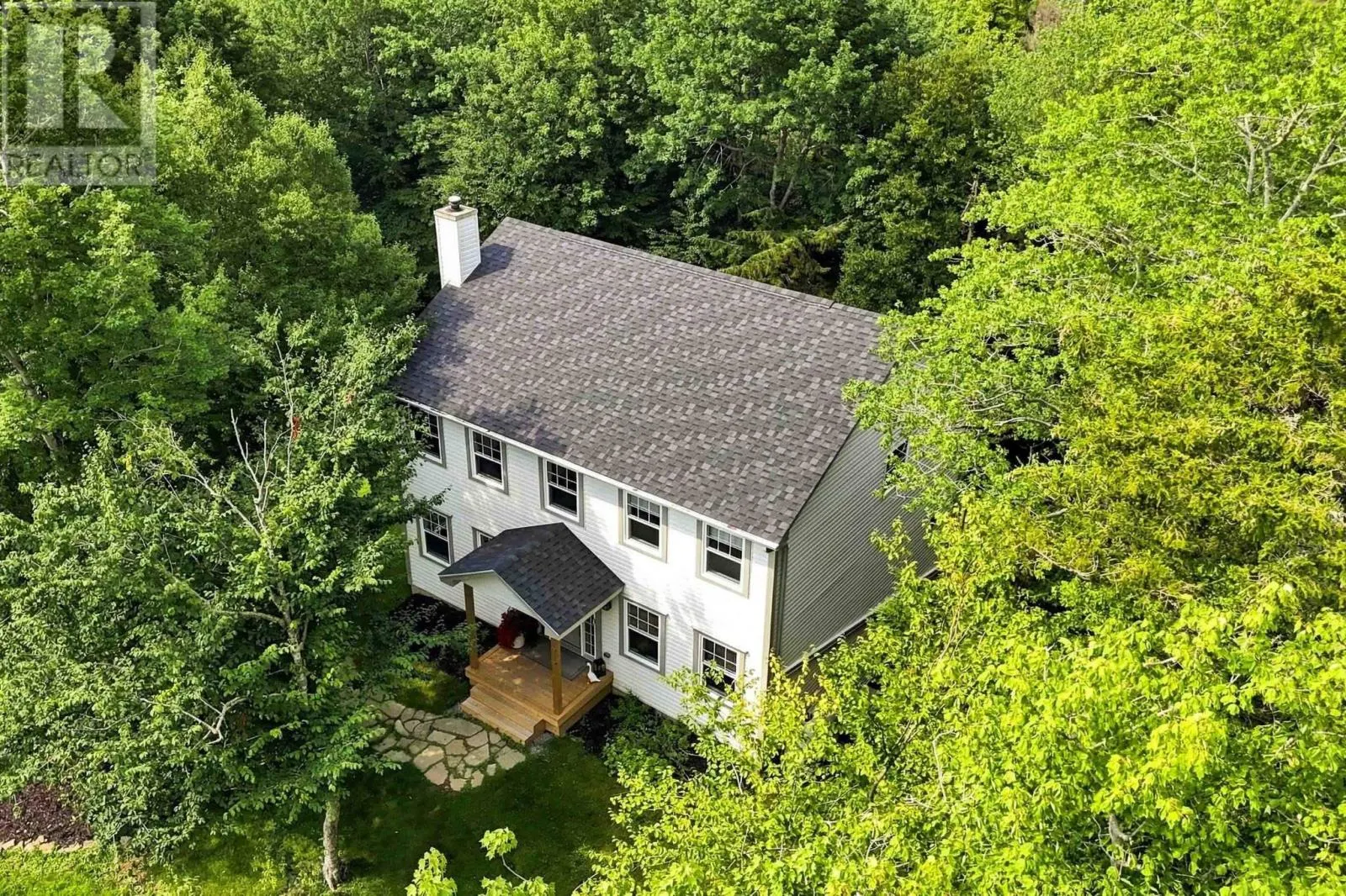 48 Gleneagles Drive