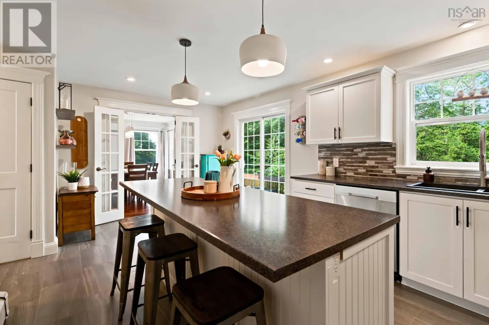 48 Gleneagles Drive