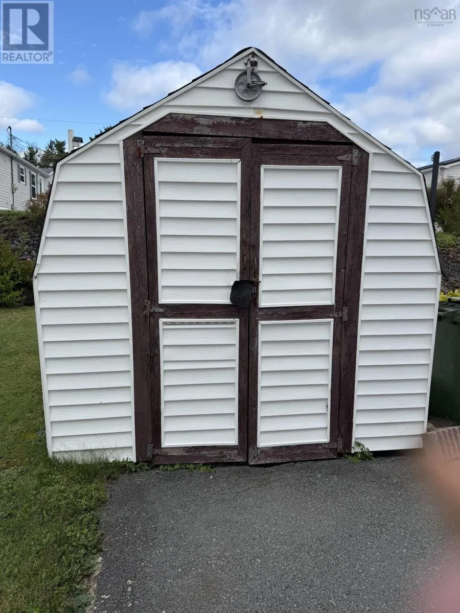 4 Belmont Drive