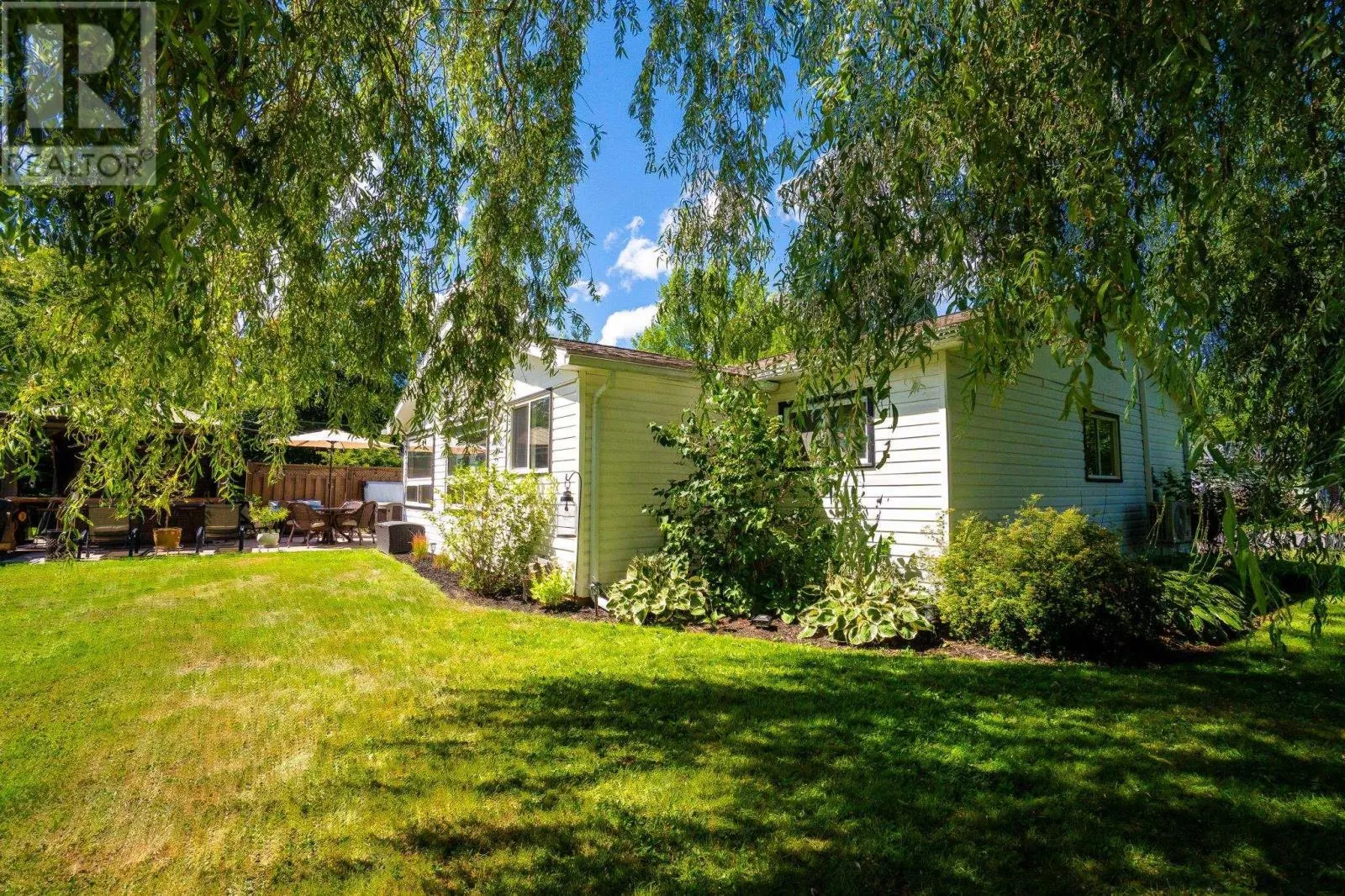 35 Pleasant Street