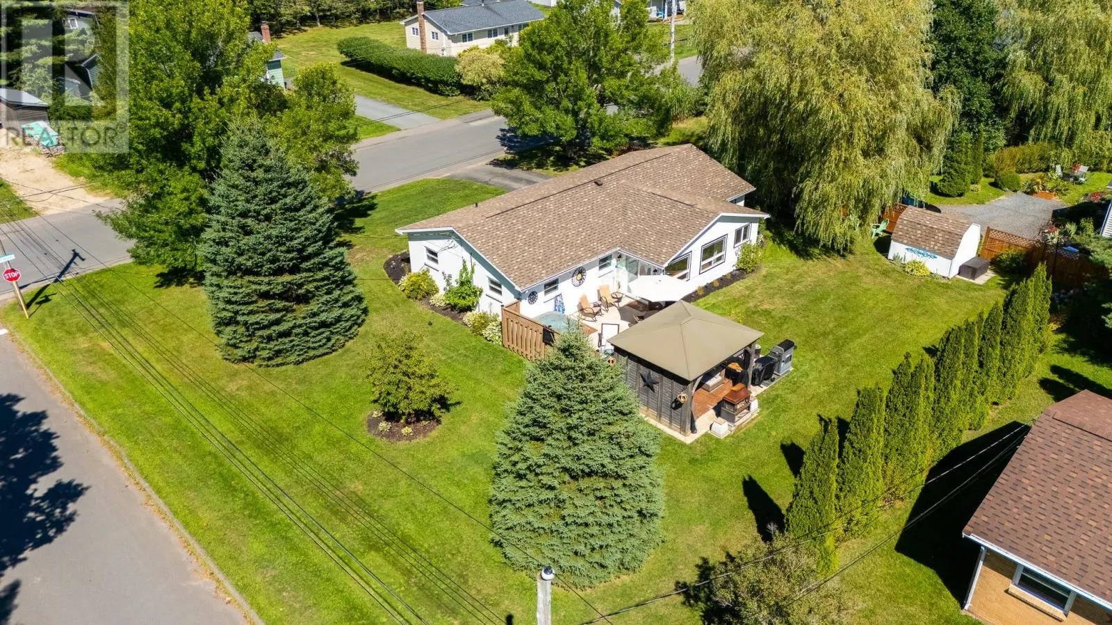 35 Pleasant Street
