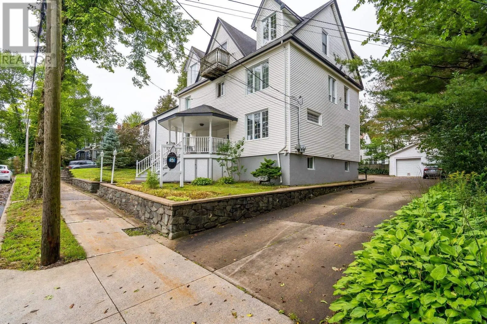17 Tulip Street
