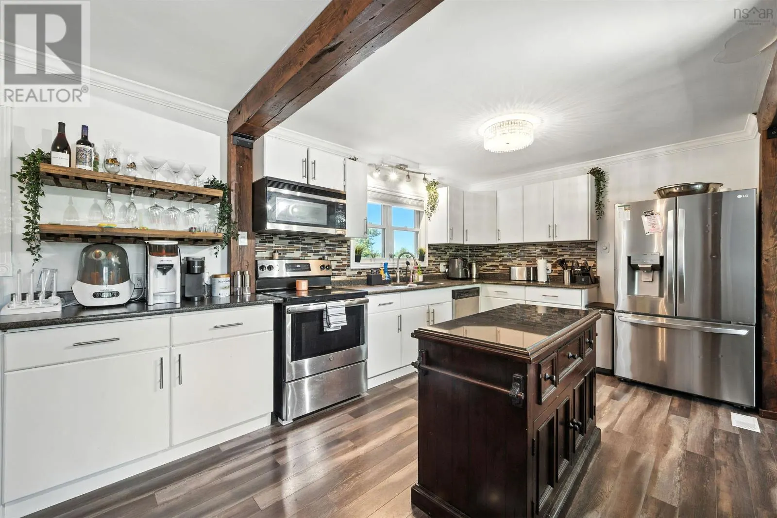 1909 Hammonds Plains Road