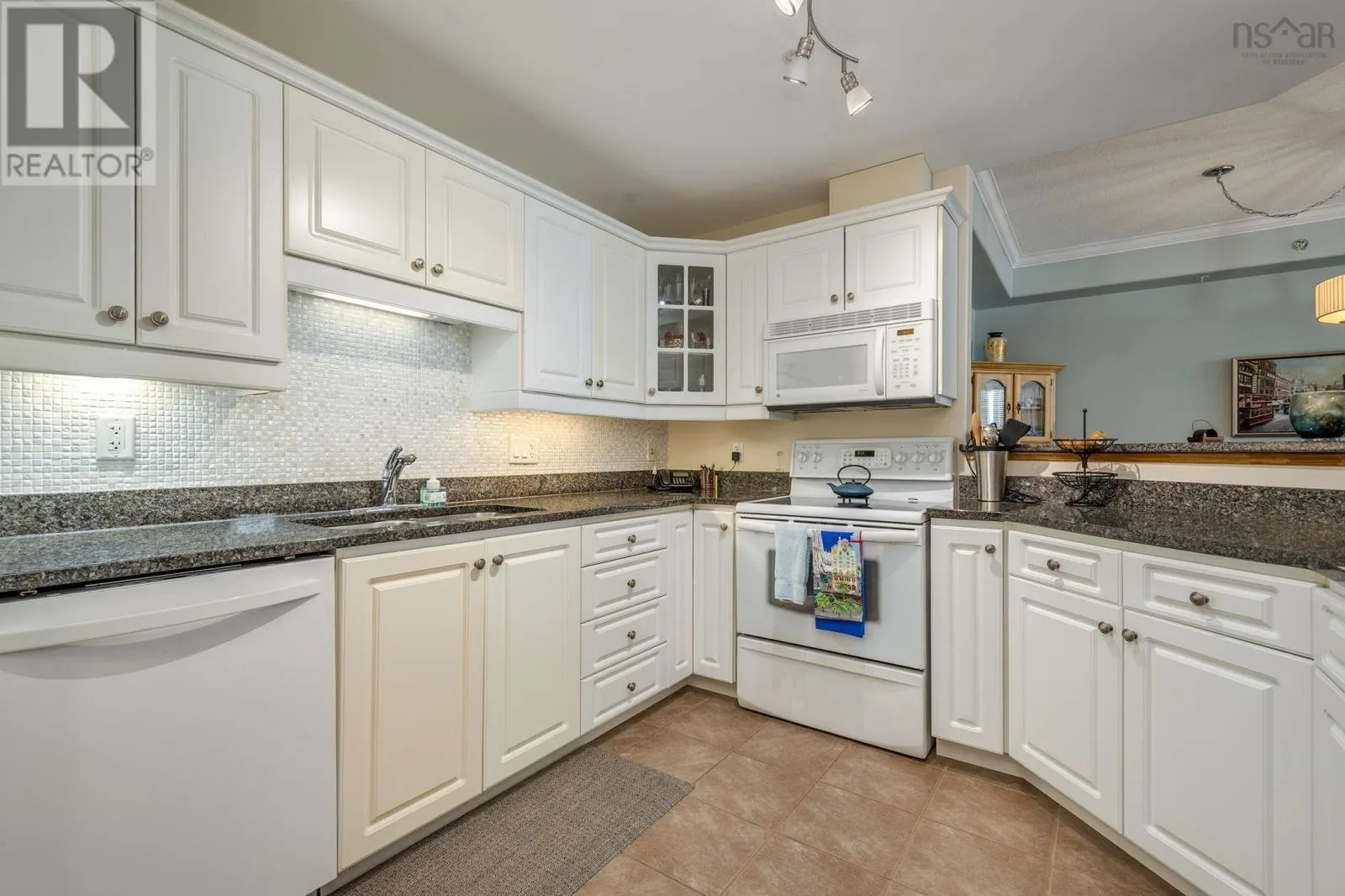216 36 Southgate Drive
