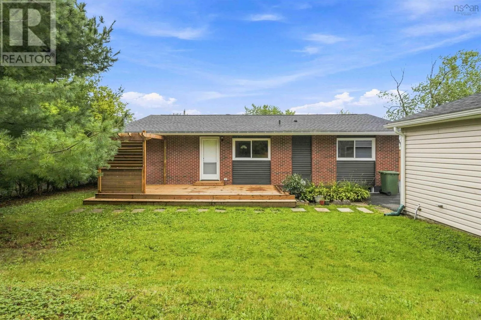 24 Muriel Avenue
