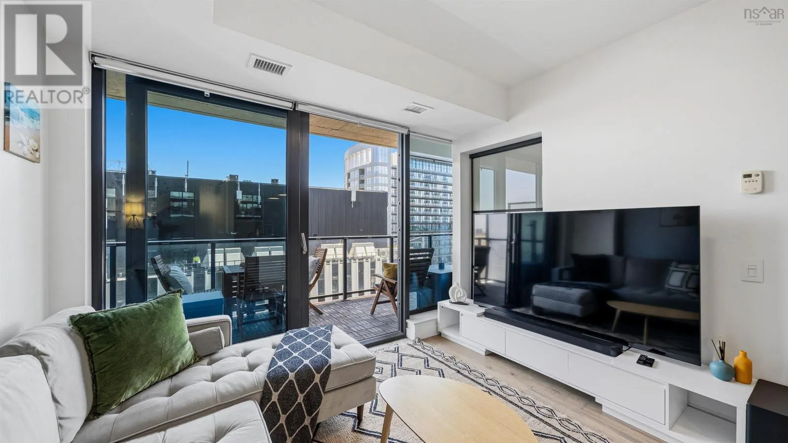 1406 1650 Granville Street