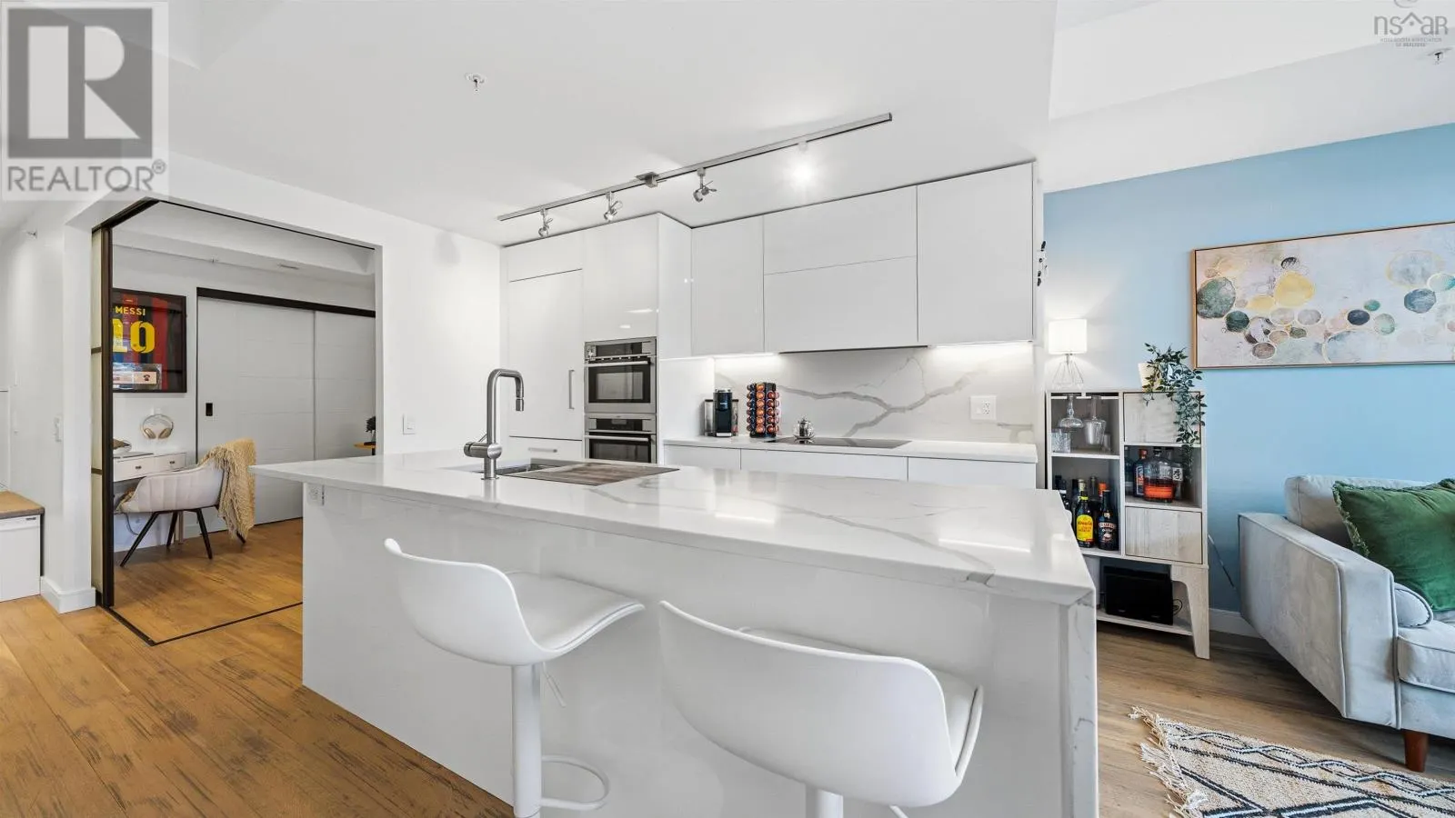 1406 1650 Granville Street