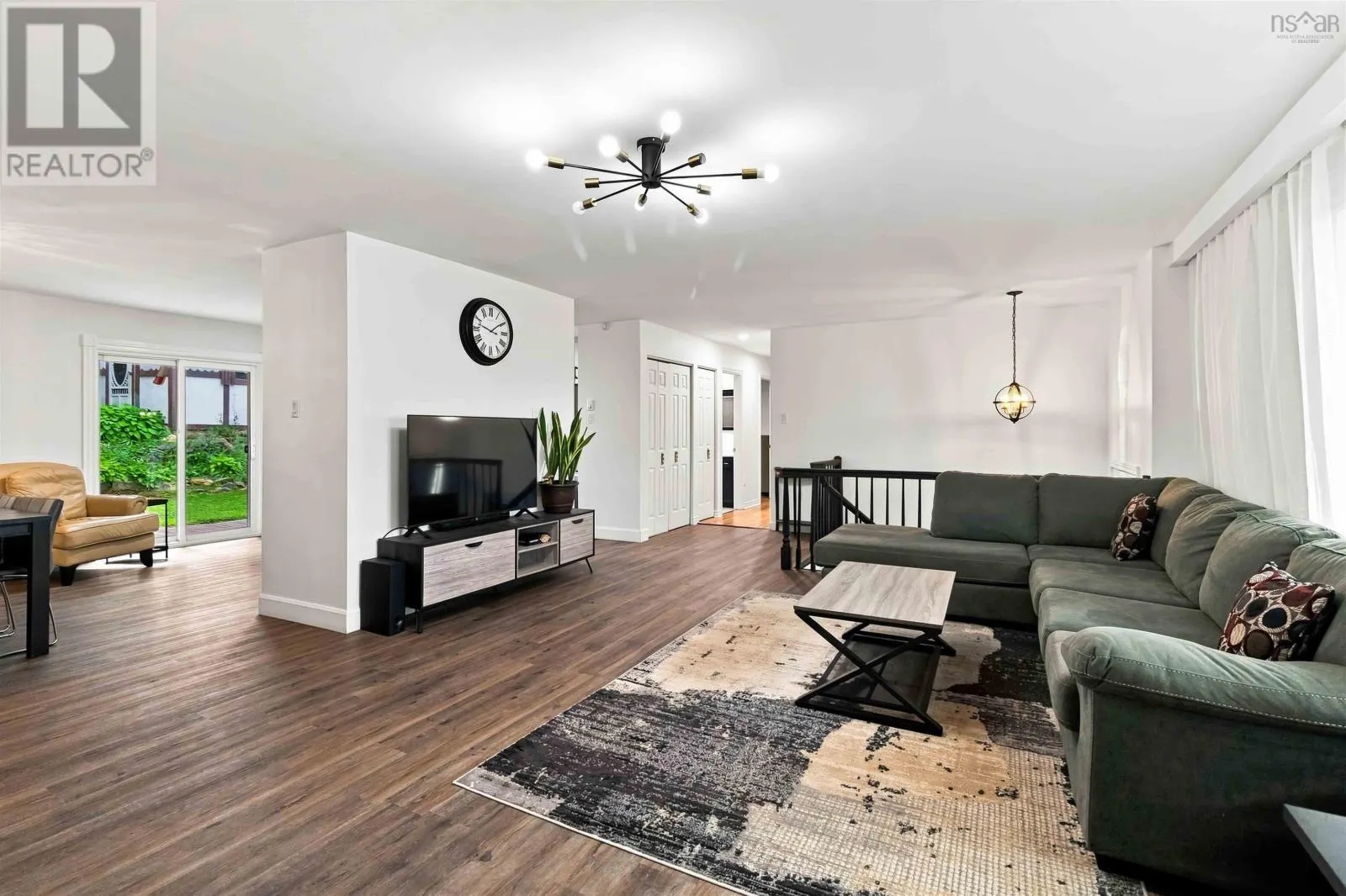 57 Riverview Crescent