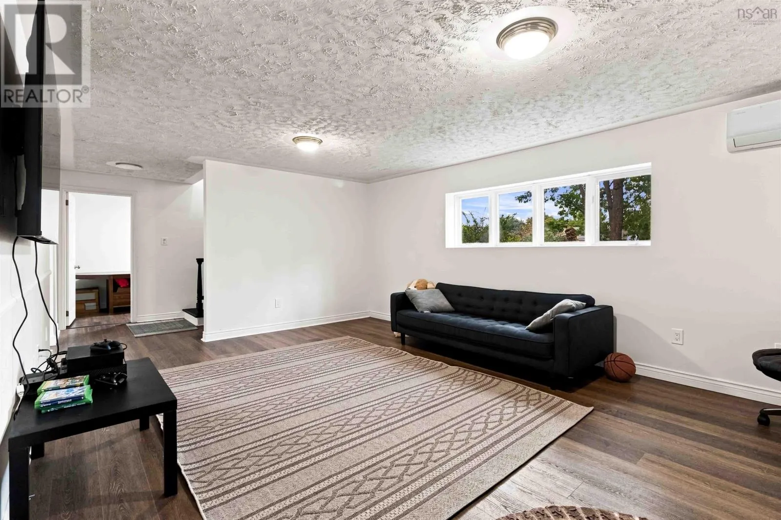 57 Riverview Crescent