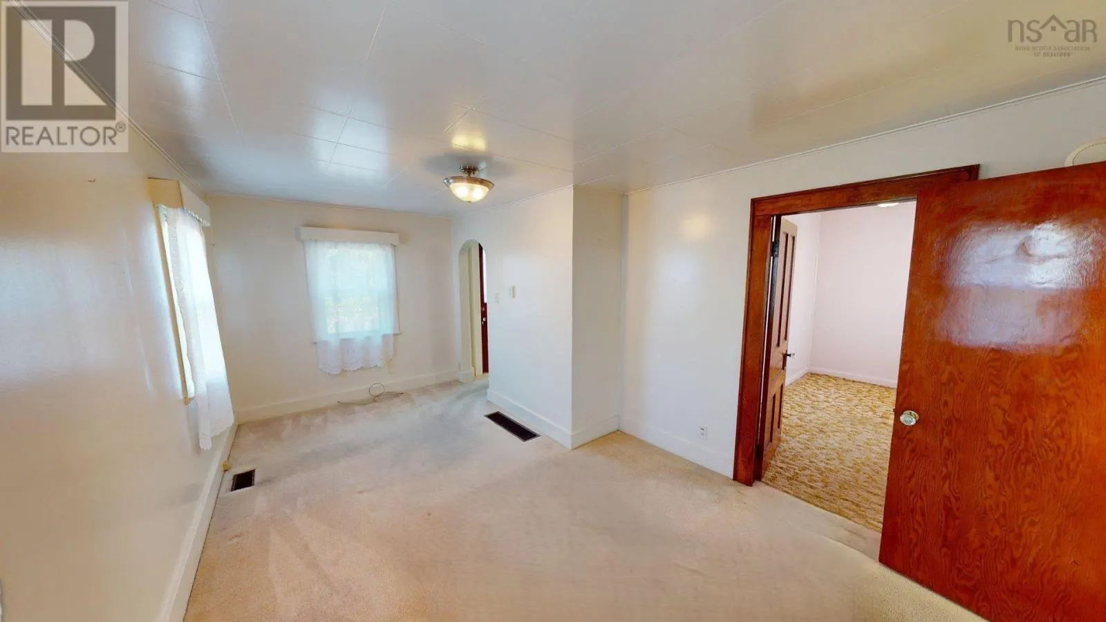 25 Cow Bay Road