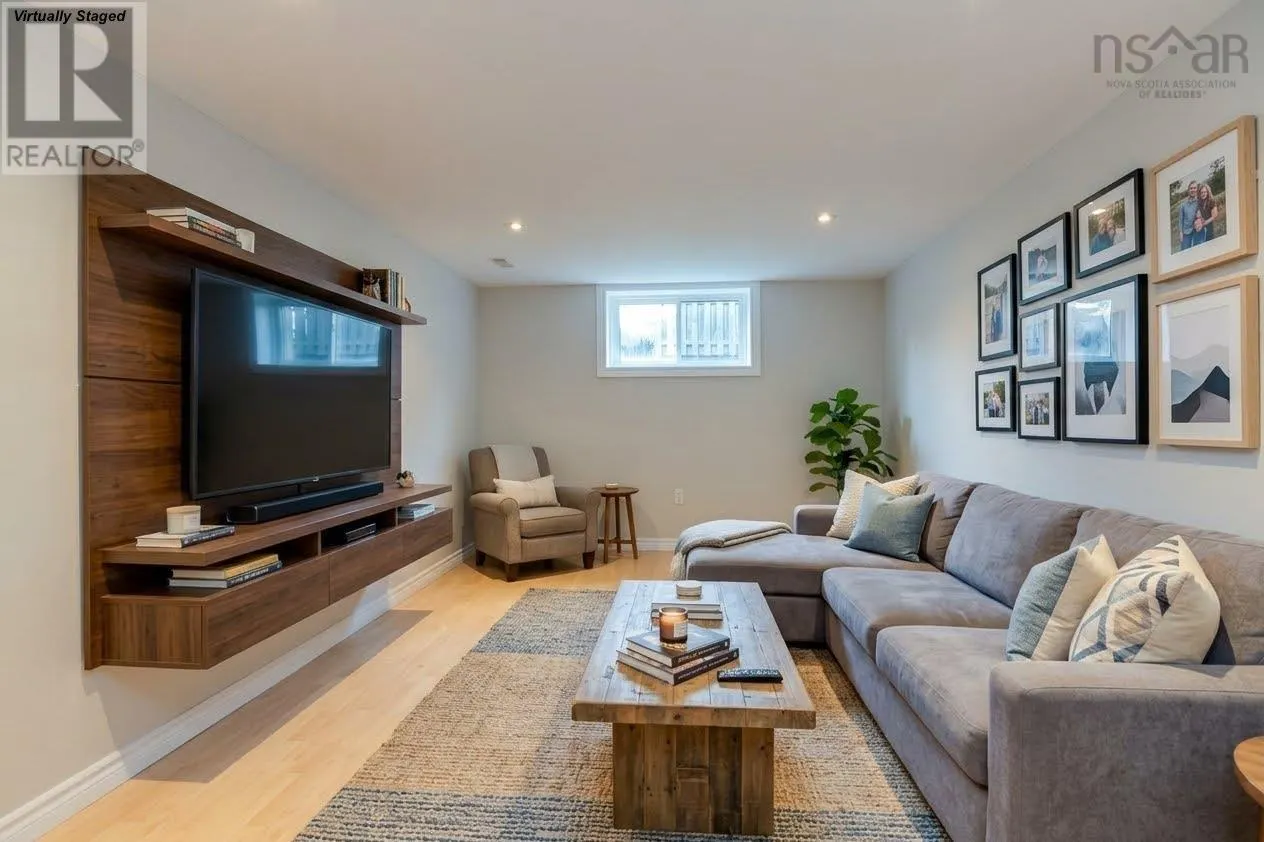 15 Dipper Crescent