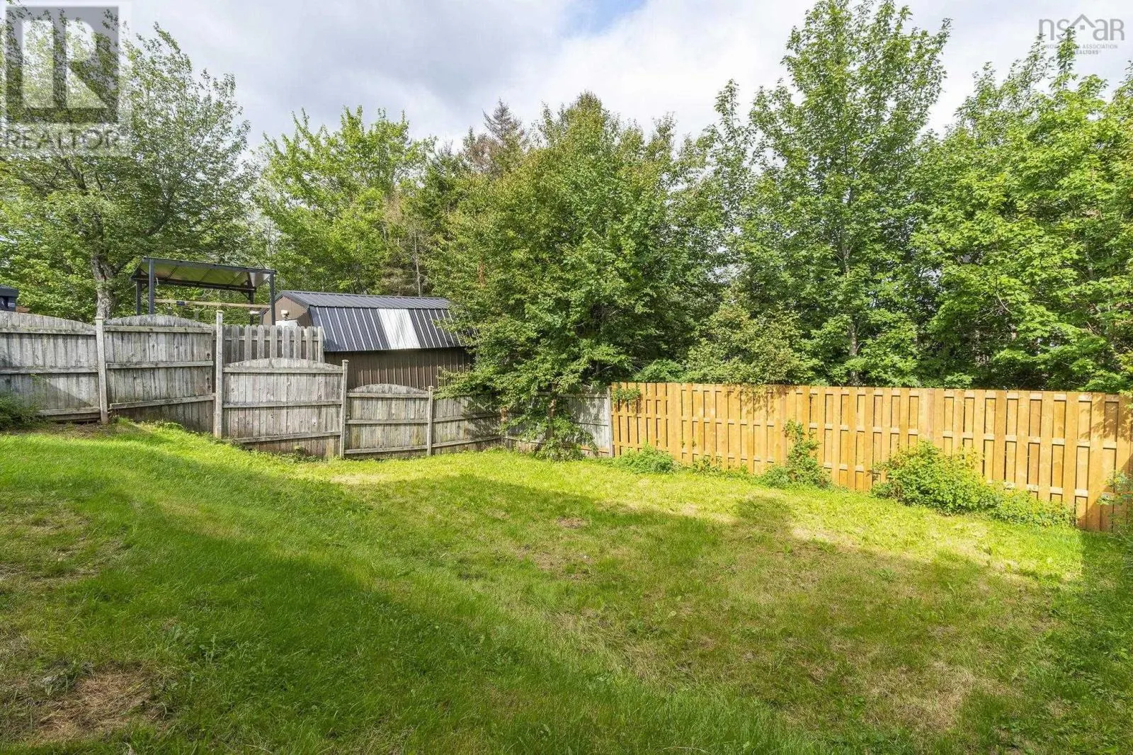15 Dipper Crescent