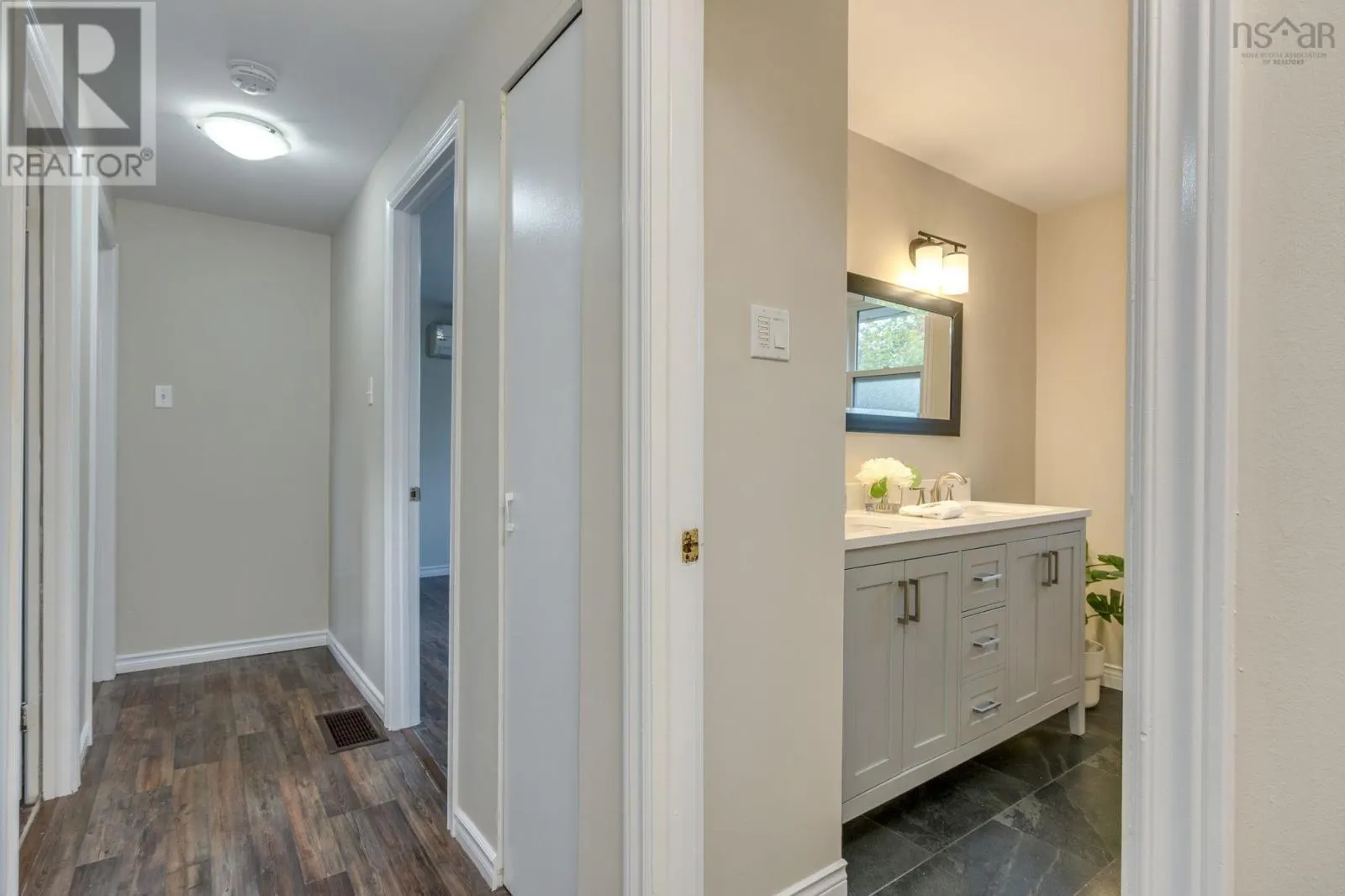 15 Dipper Crescent