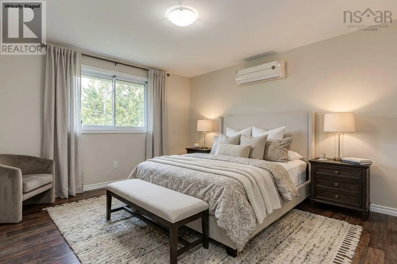 15 Dipper Crescent