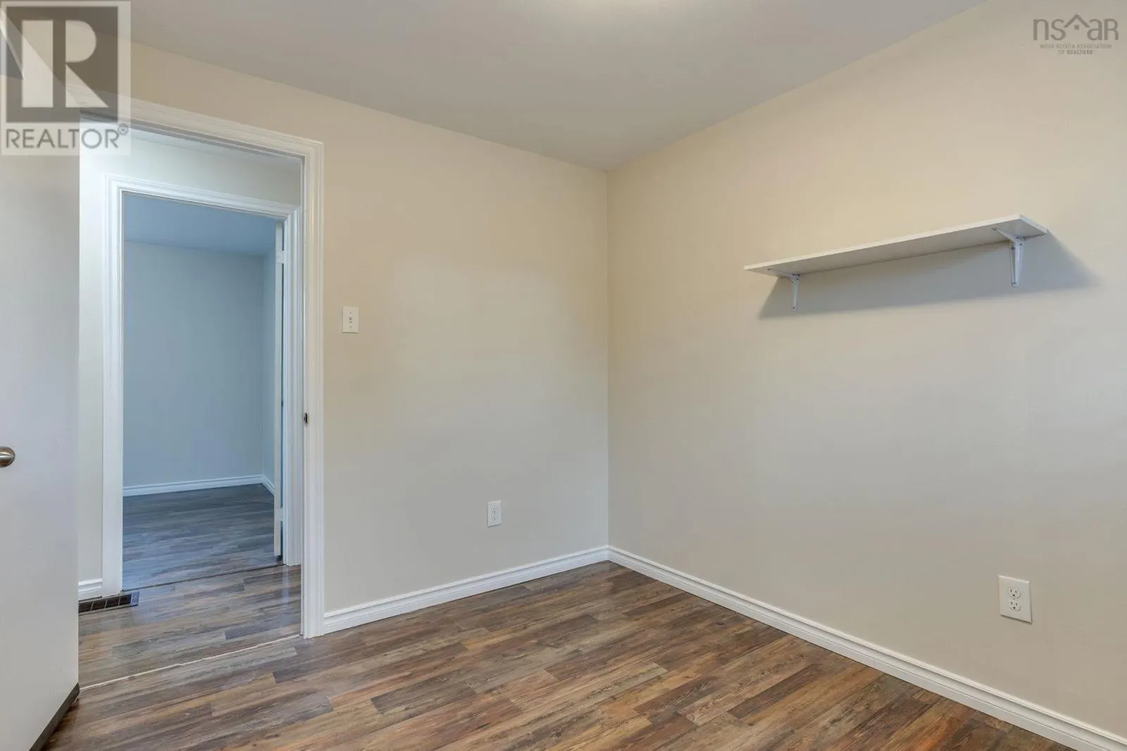 15 Dipper Crescent