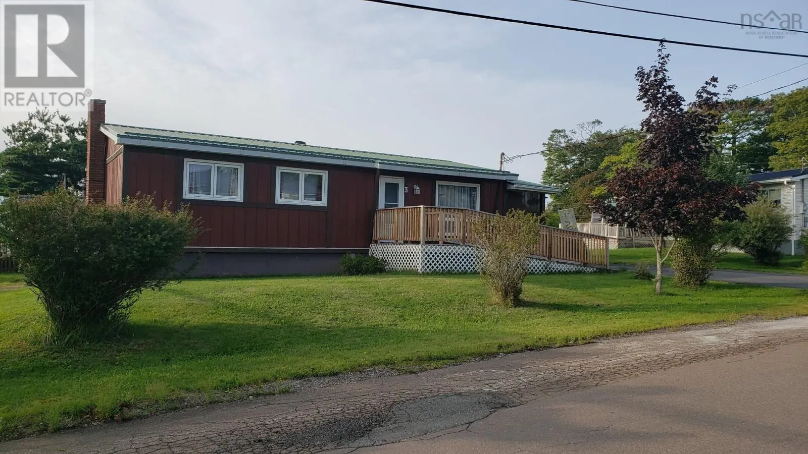 3 Robertson Crescent