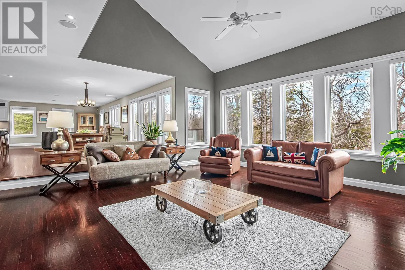 158 Thompson Run