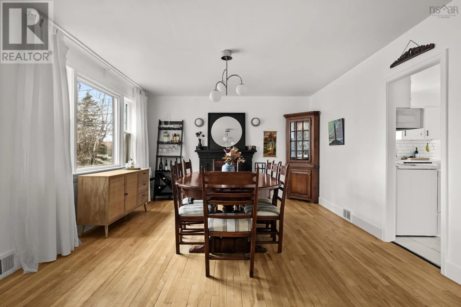 3 Scotsburn Avenue