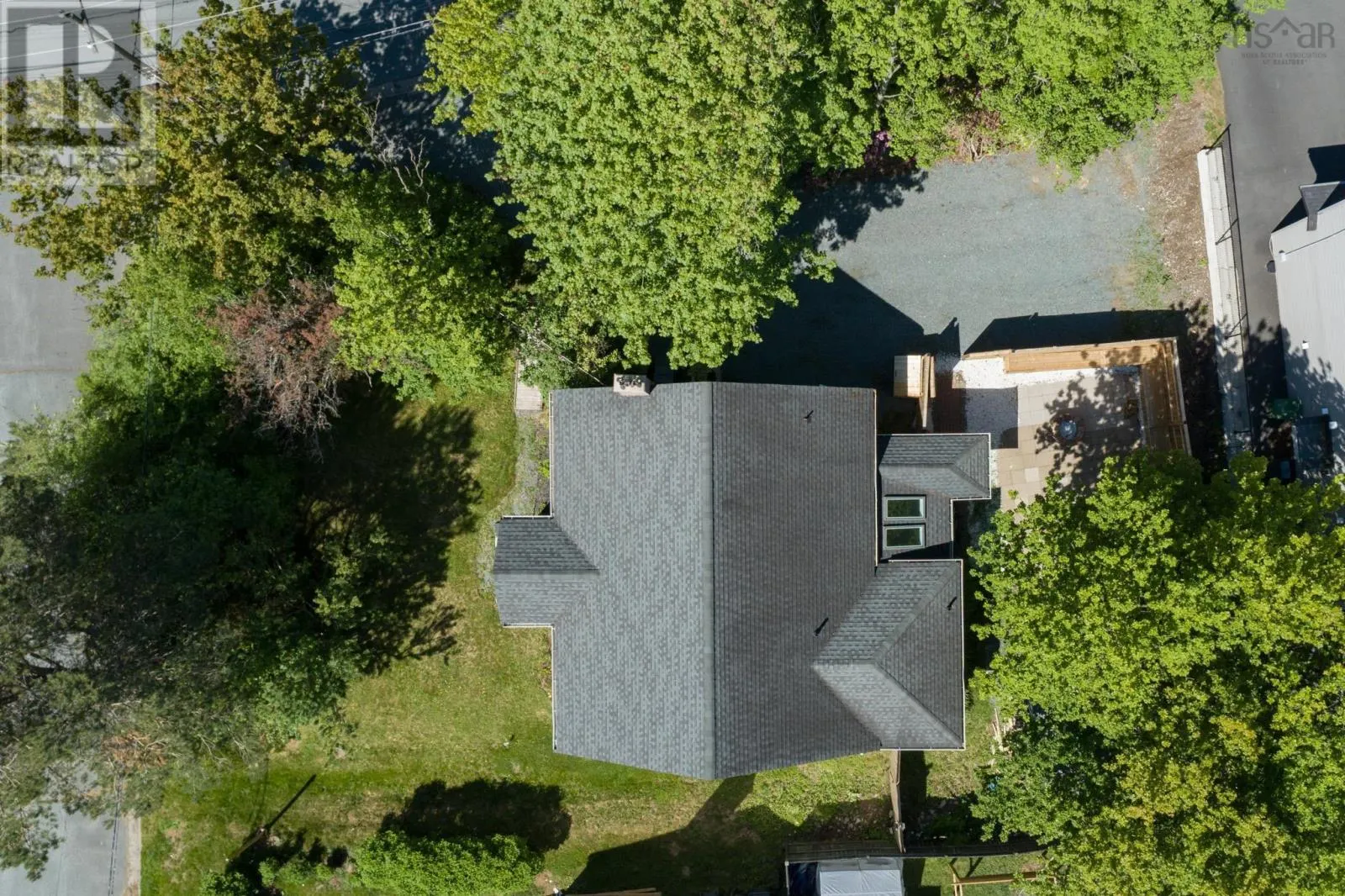 3 Scotsburn Avenue