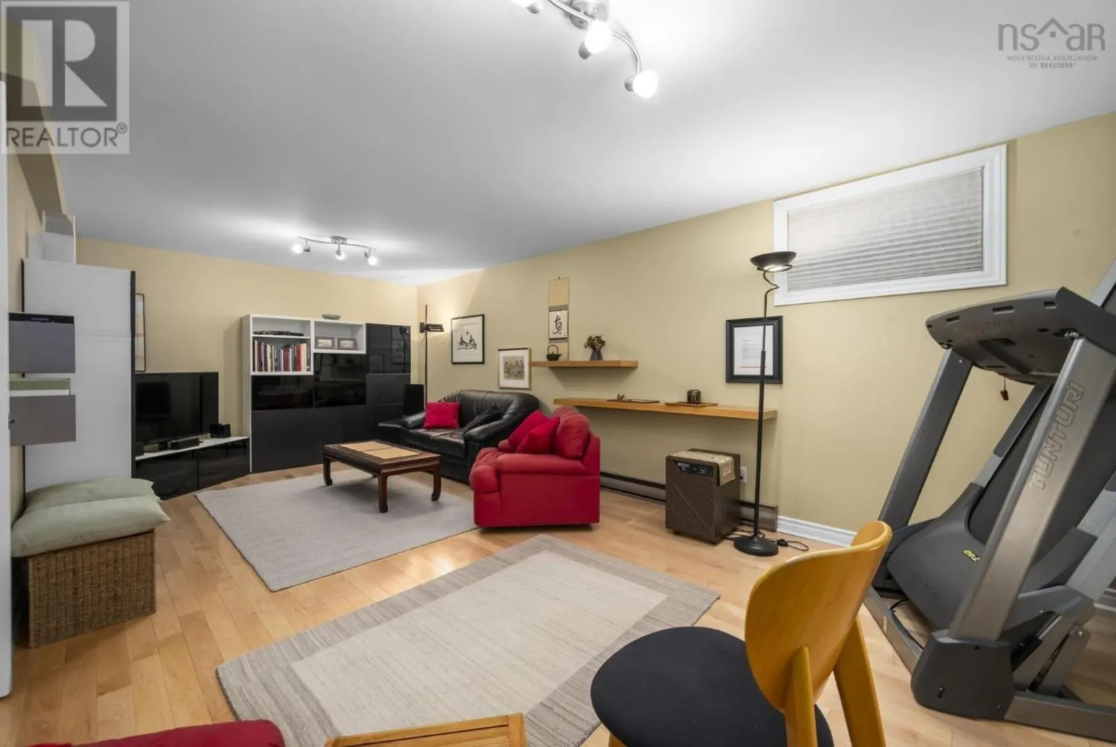 147 Spinnaker Drive