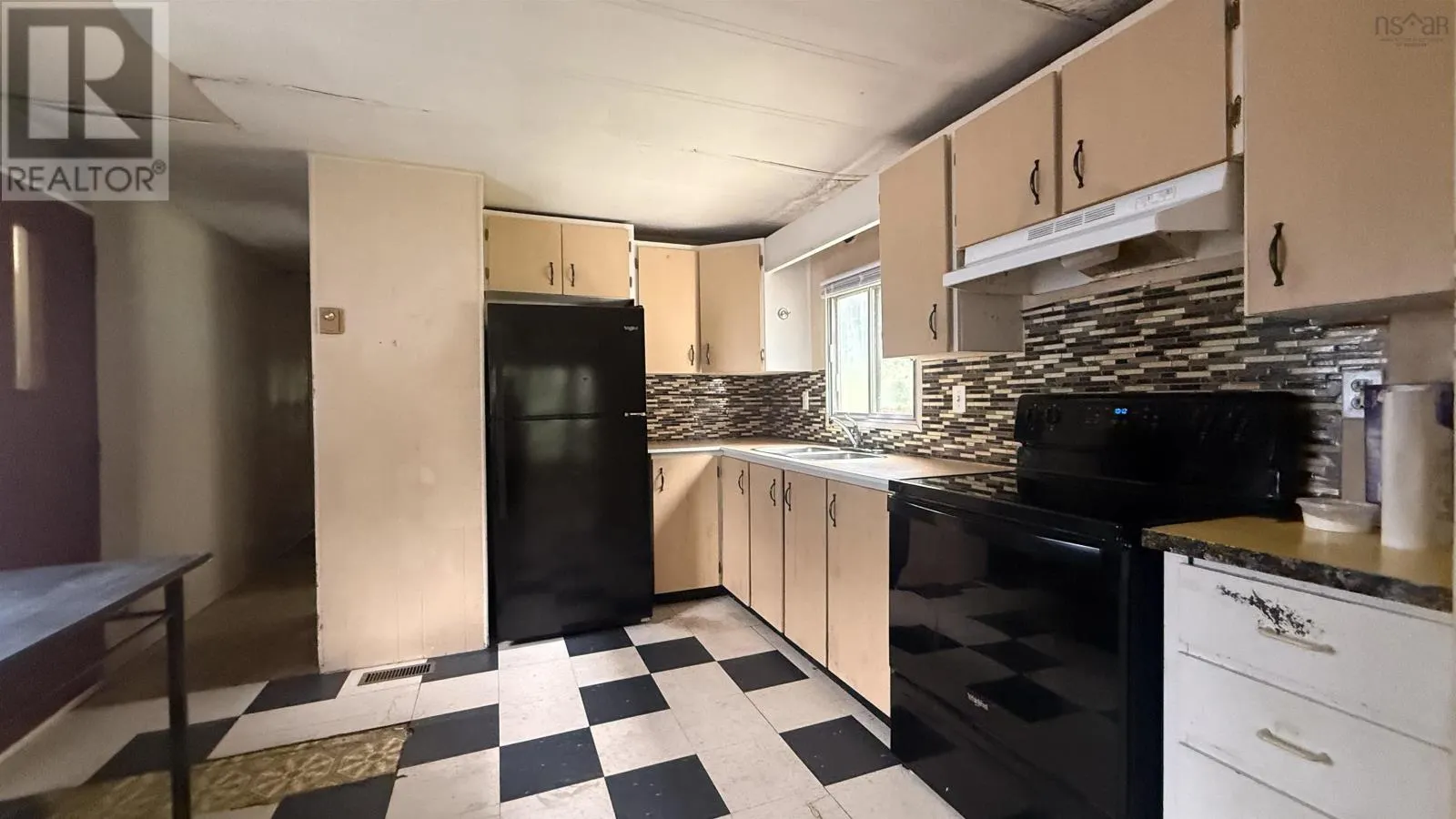 337 North Aldershot Road