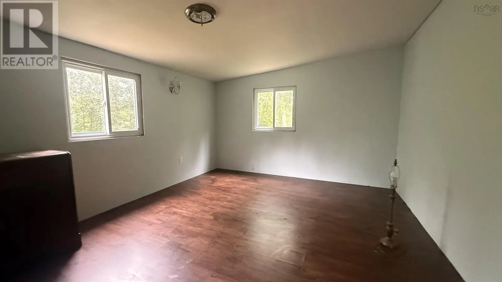 337 North Aldershot Road