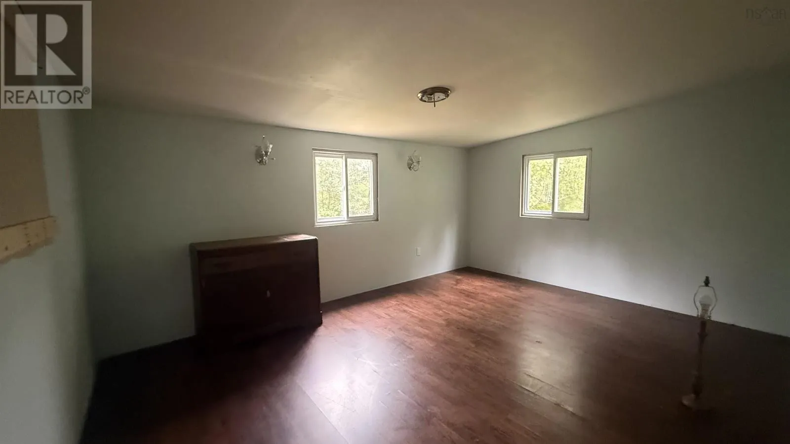 337 North Aldershot Road