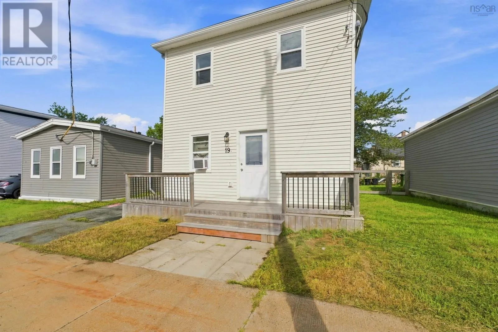 19 Elmwood Avenue