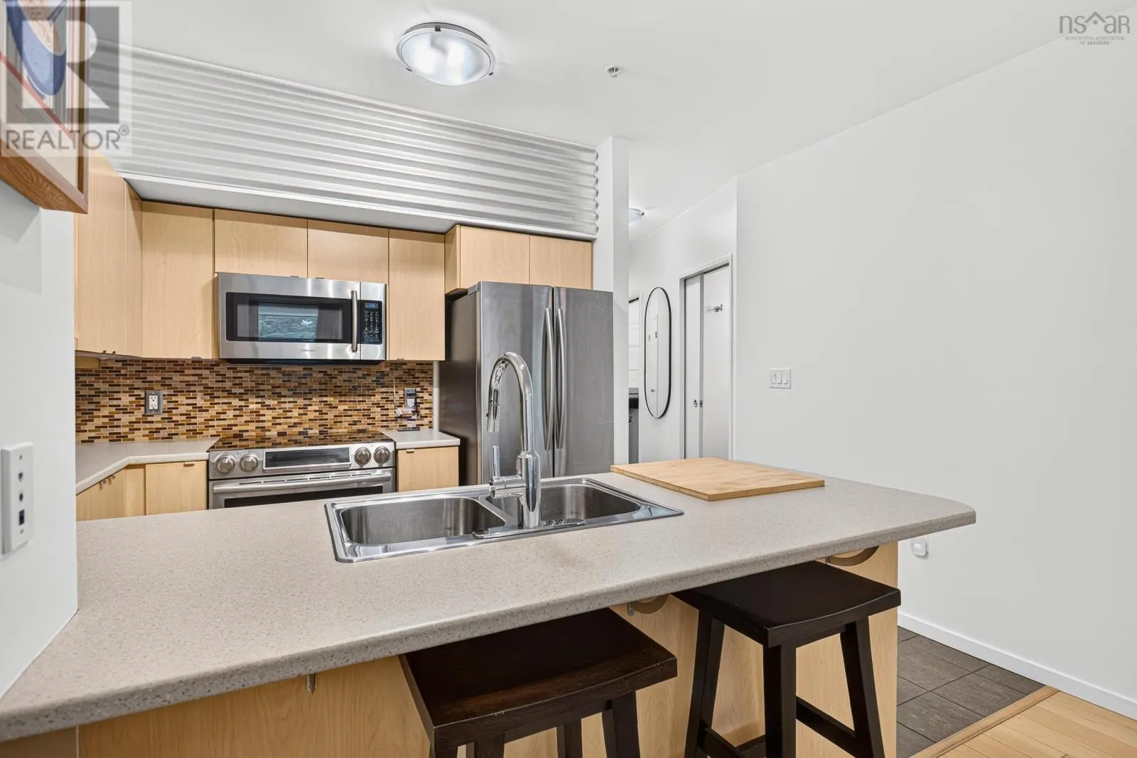 114 5221 Nora Bernard Street