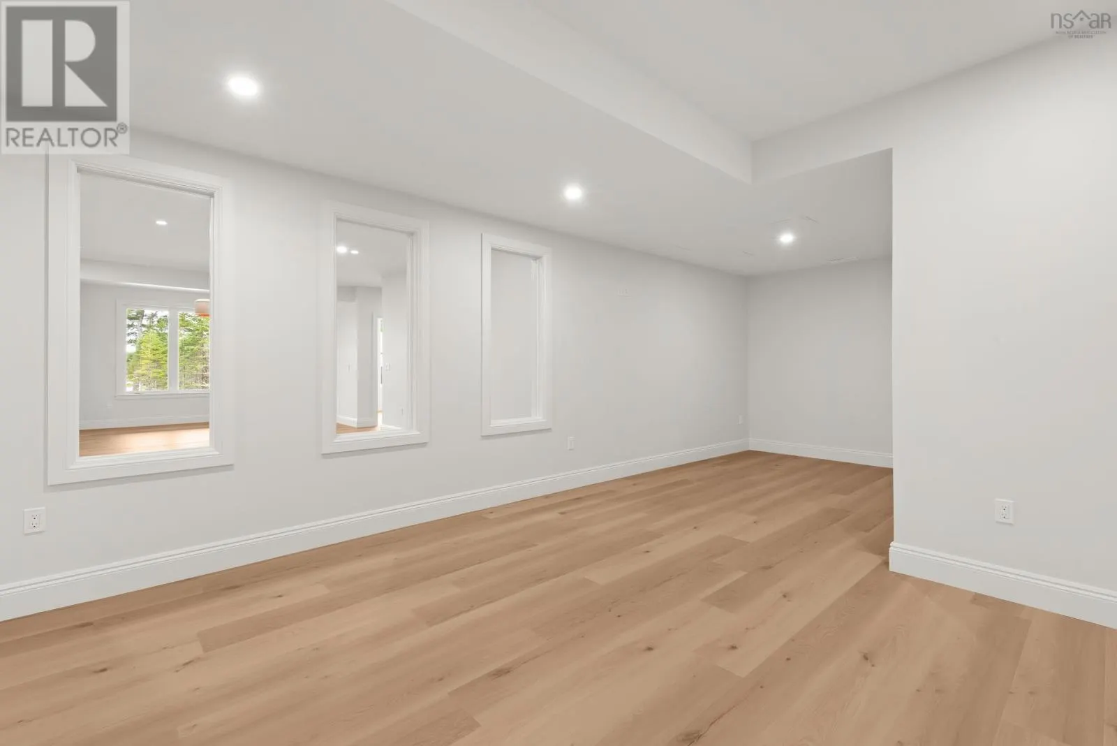 357 Canoe Crescent
