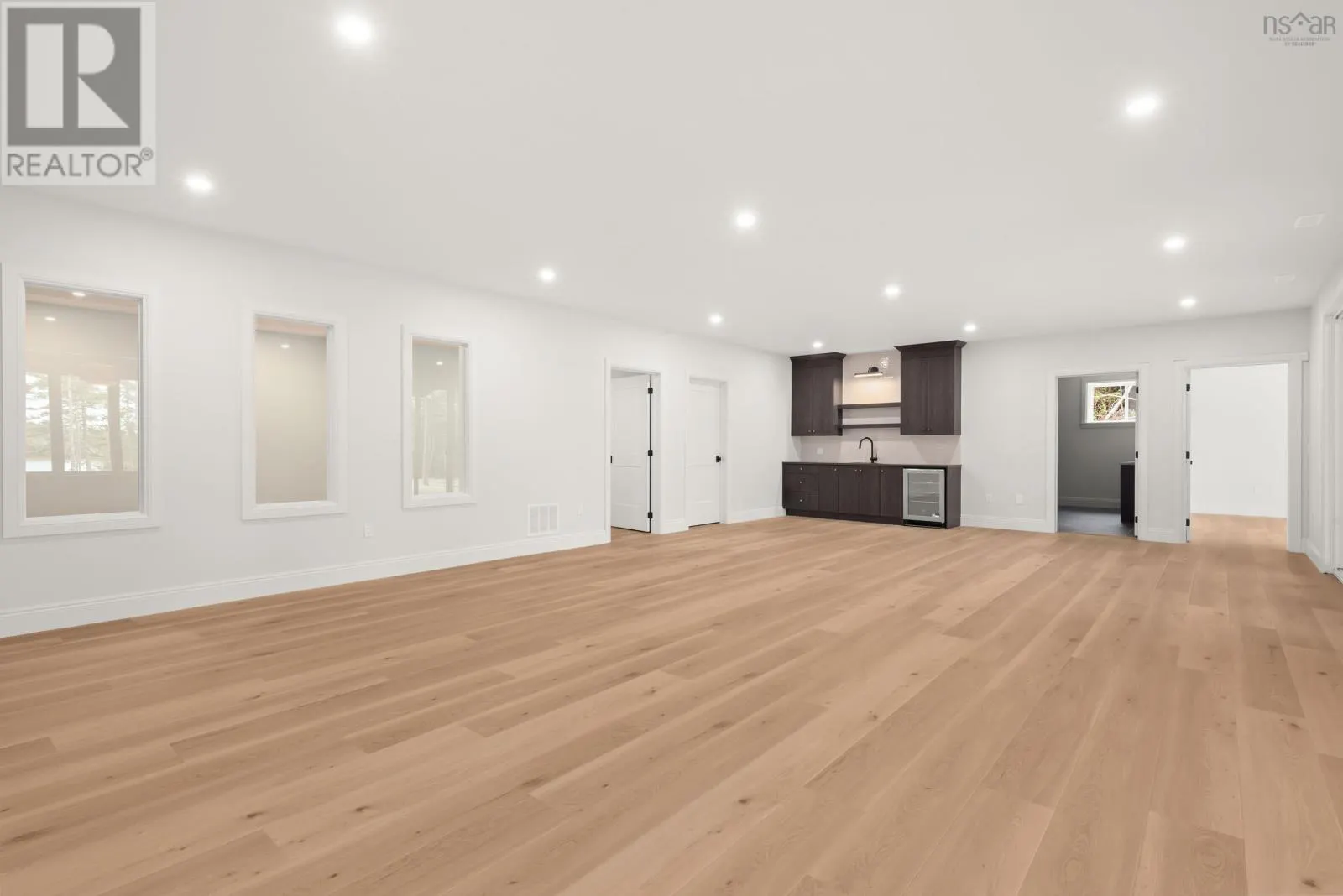 357 Canoe Crescent
