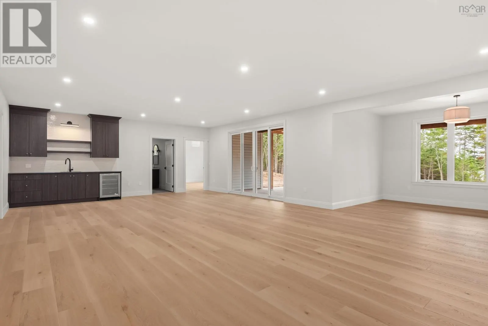357 Canoe Crescent