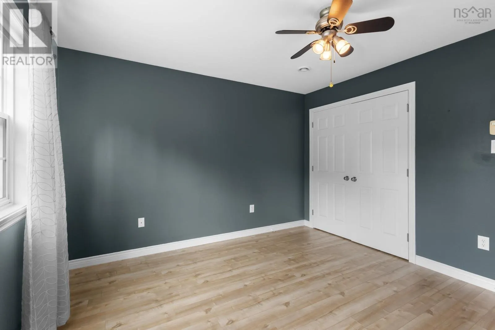 259 Henry Avenue