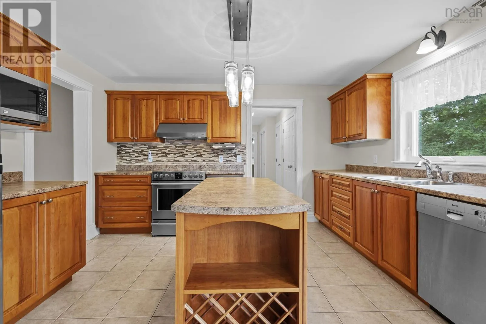 259 Henry Avenue