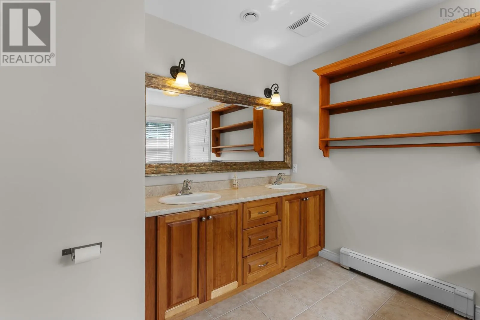 259 Henry Avenue