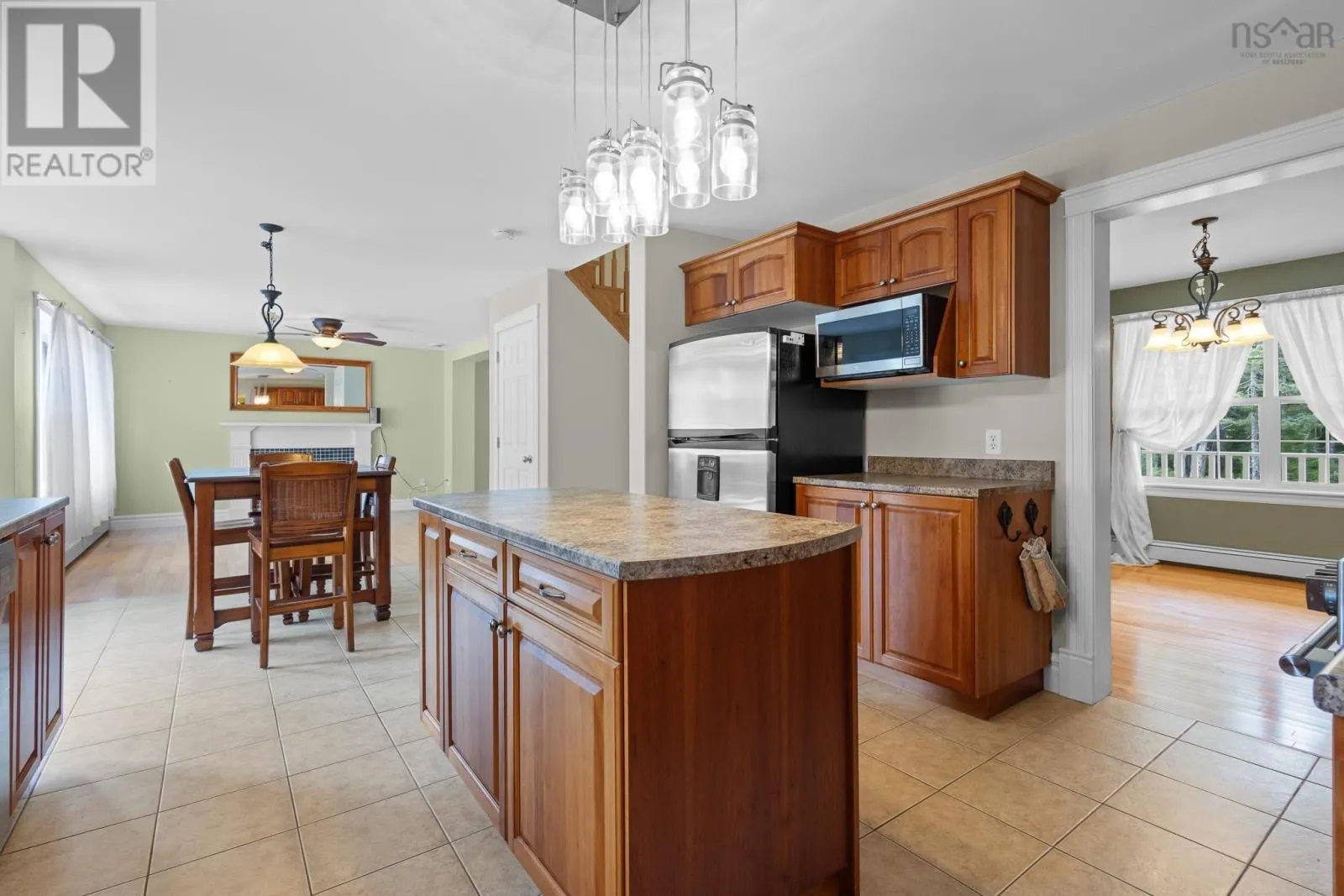 259 Henry Avenue