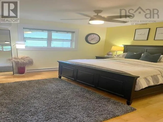 71 Douglas Drive