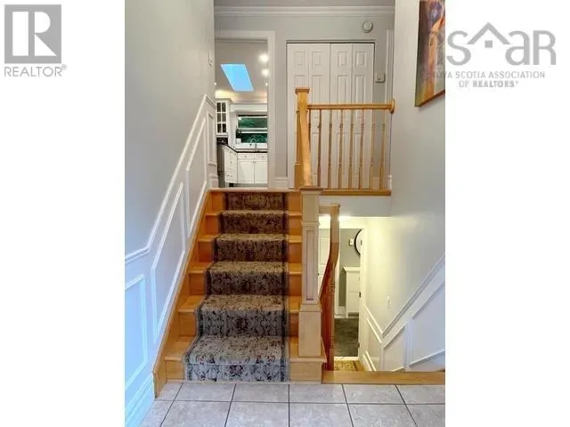 71 Douglas Drive