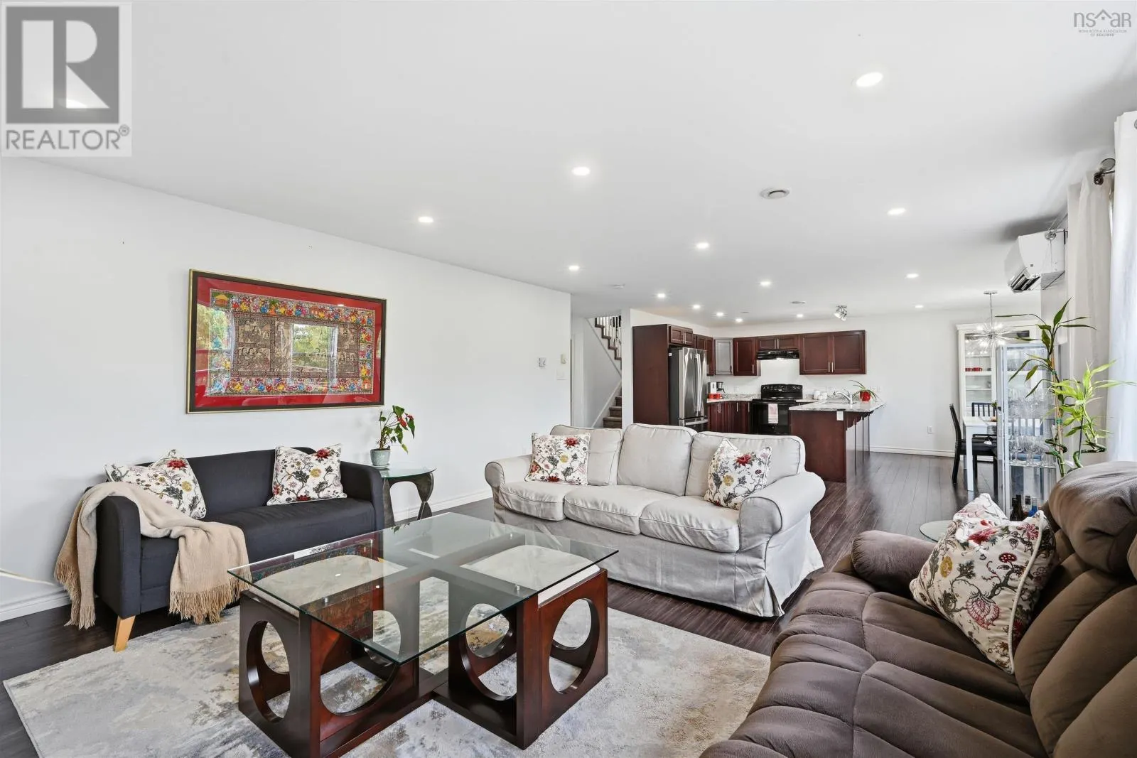 114 Alabaster Way