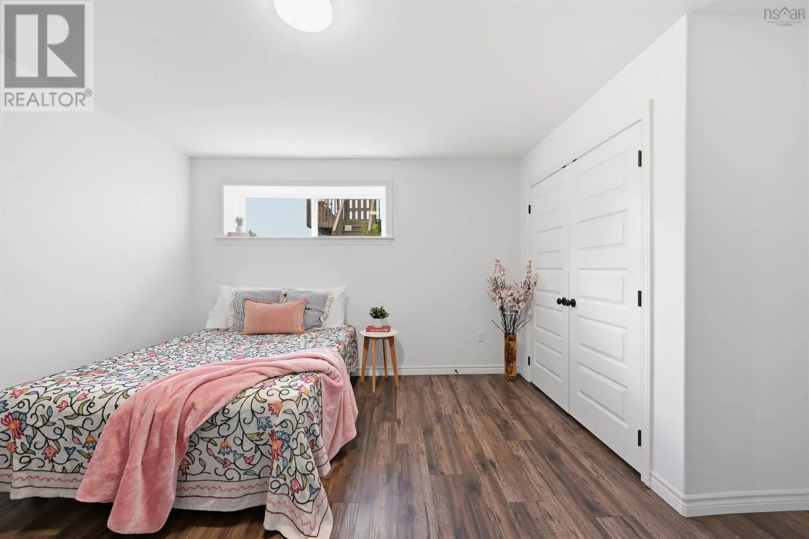 114 Alabaster Way