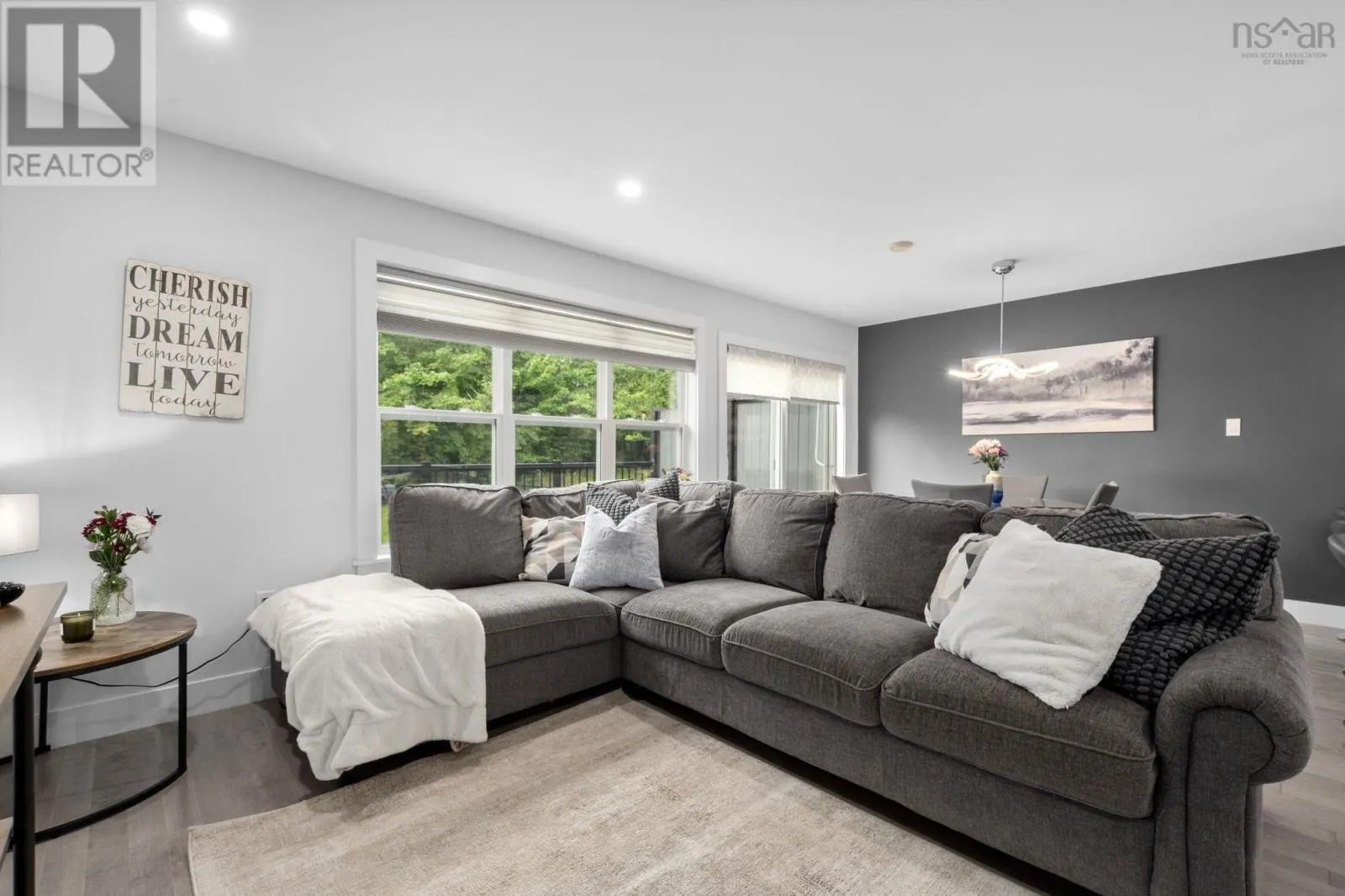 29 Concorde Way