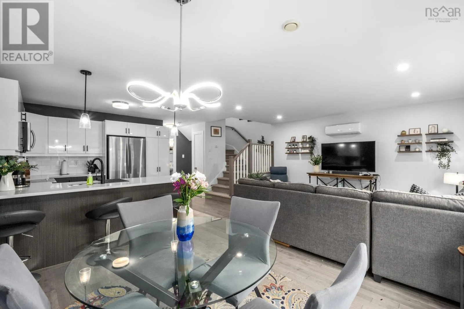 29 Concorde Way