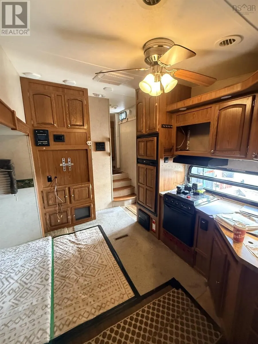 897 Lingan Road