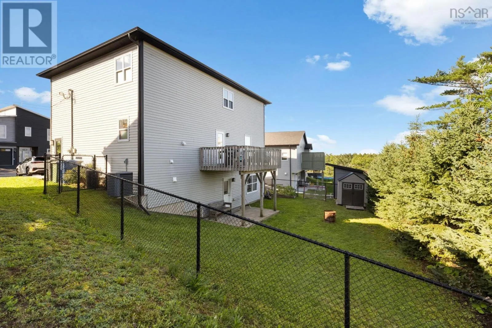 15 ALPINE Court