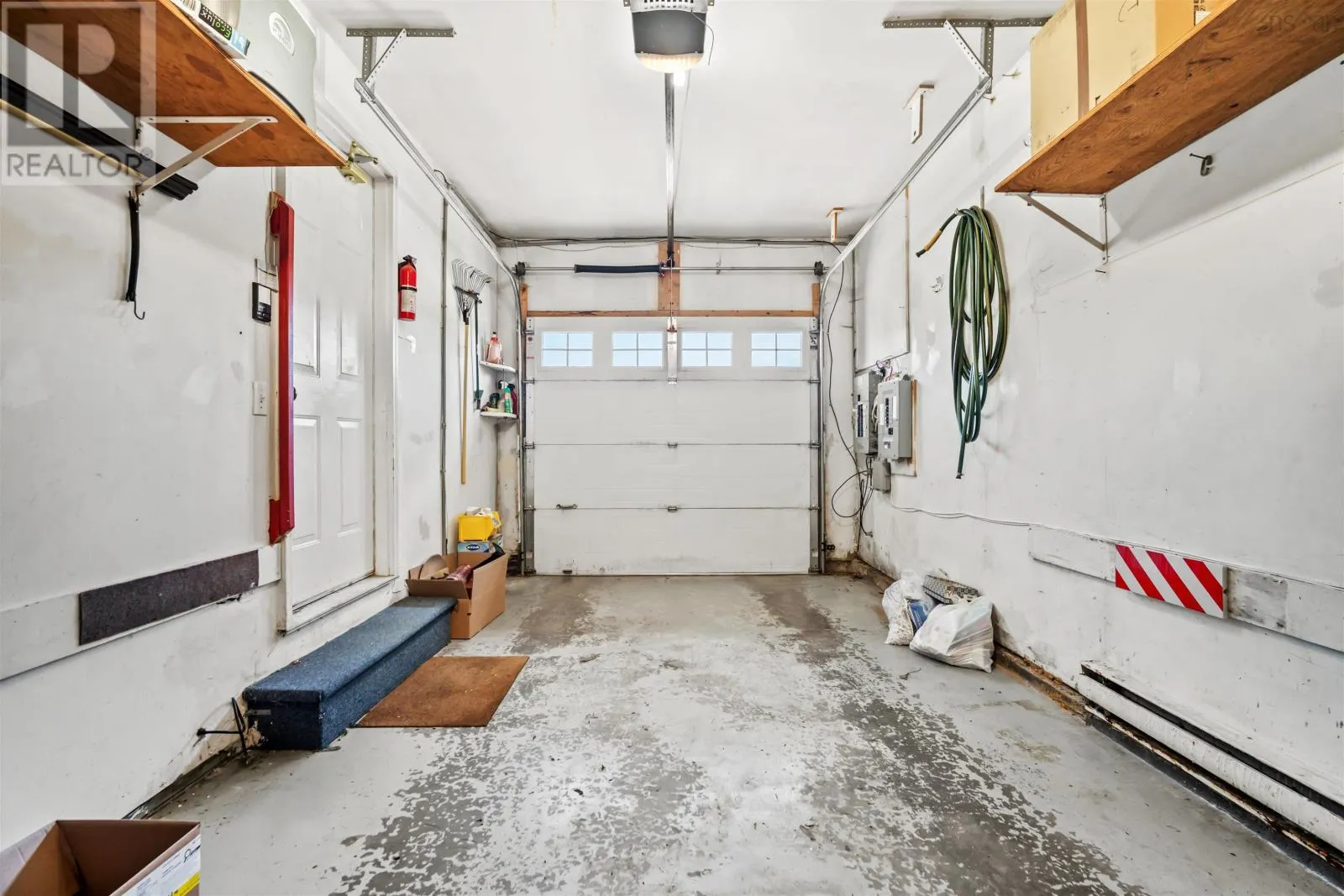 7 Compass Rose Court