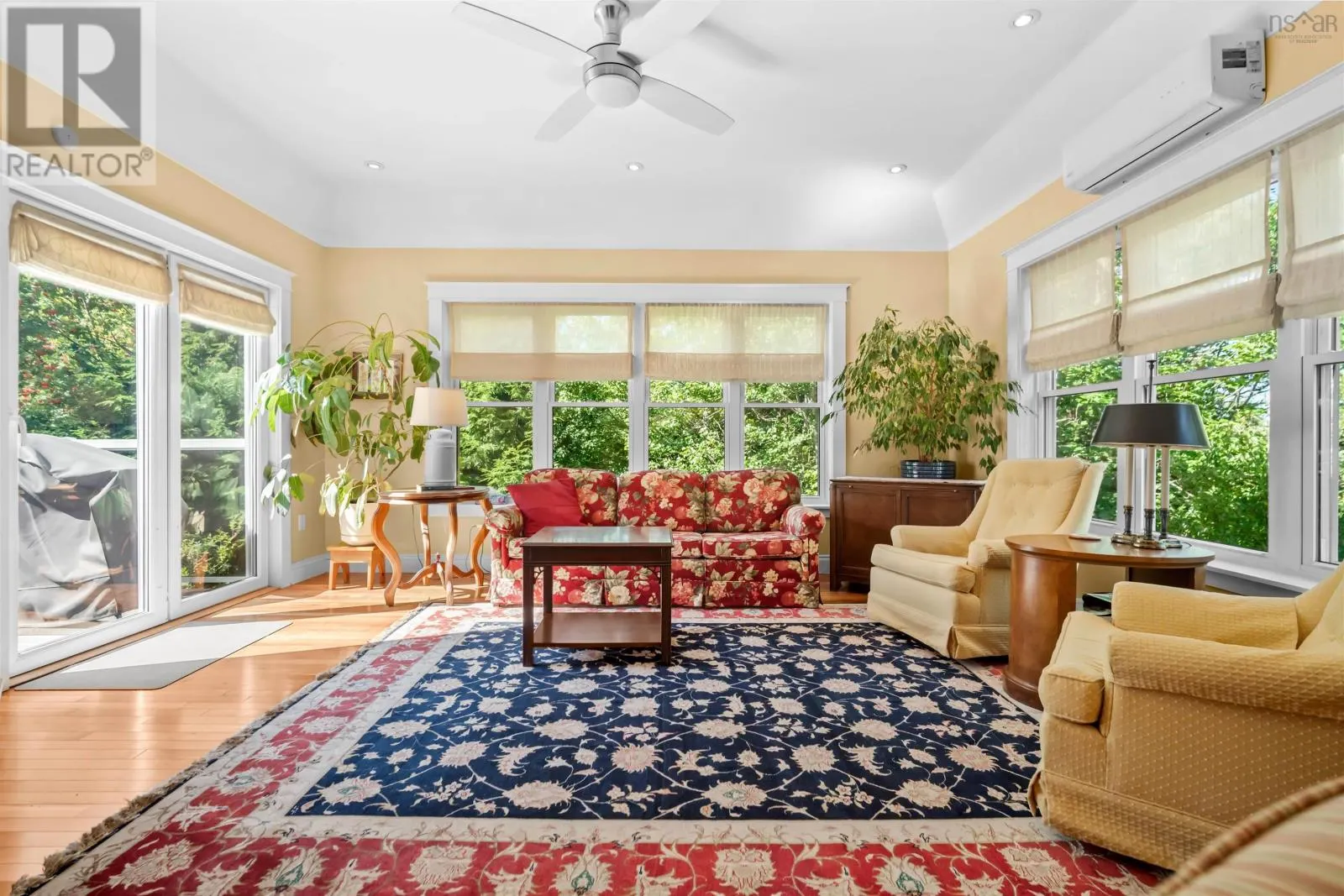 7 Compass Rose Court