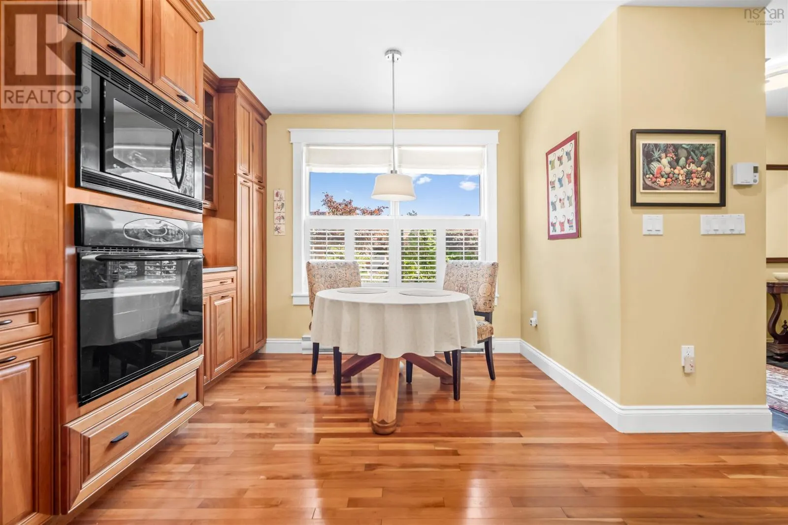 7 Compass Rose Court