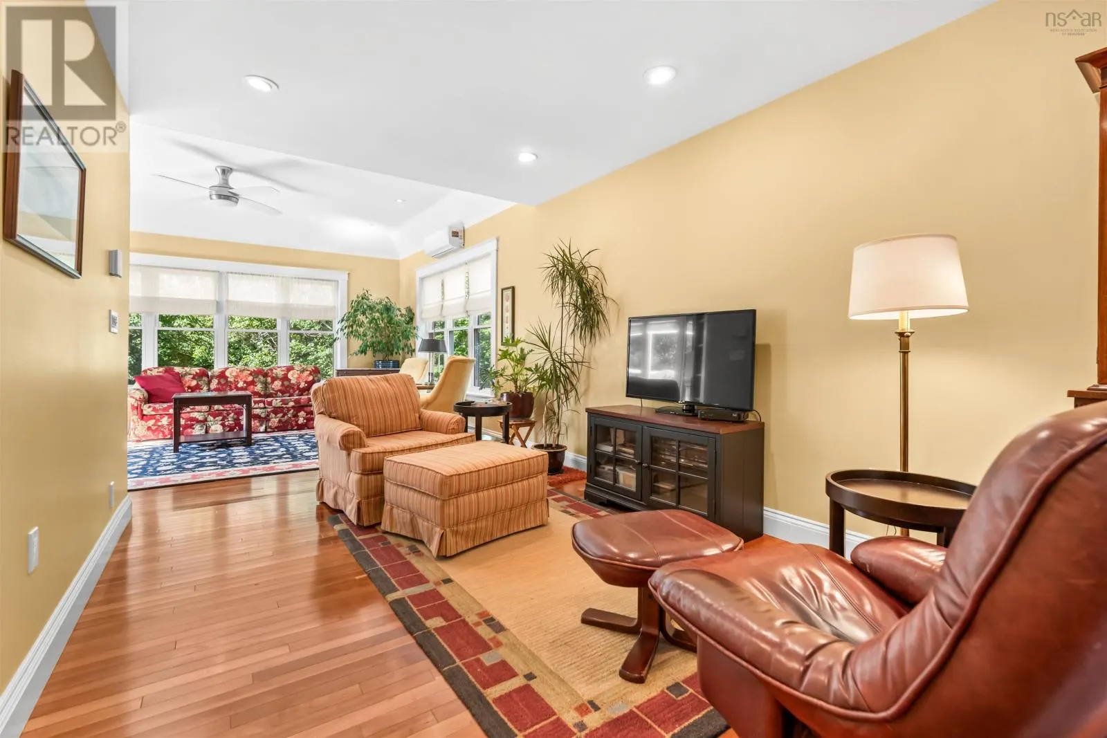 7 Compass Rose Court