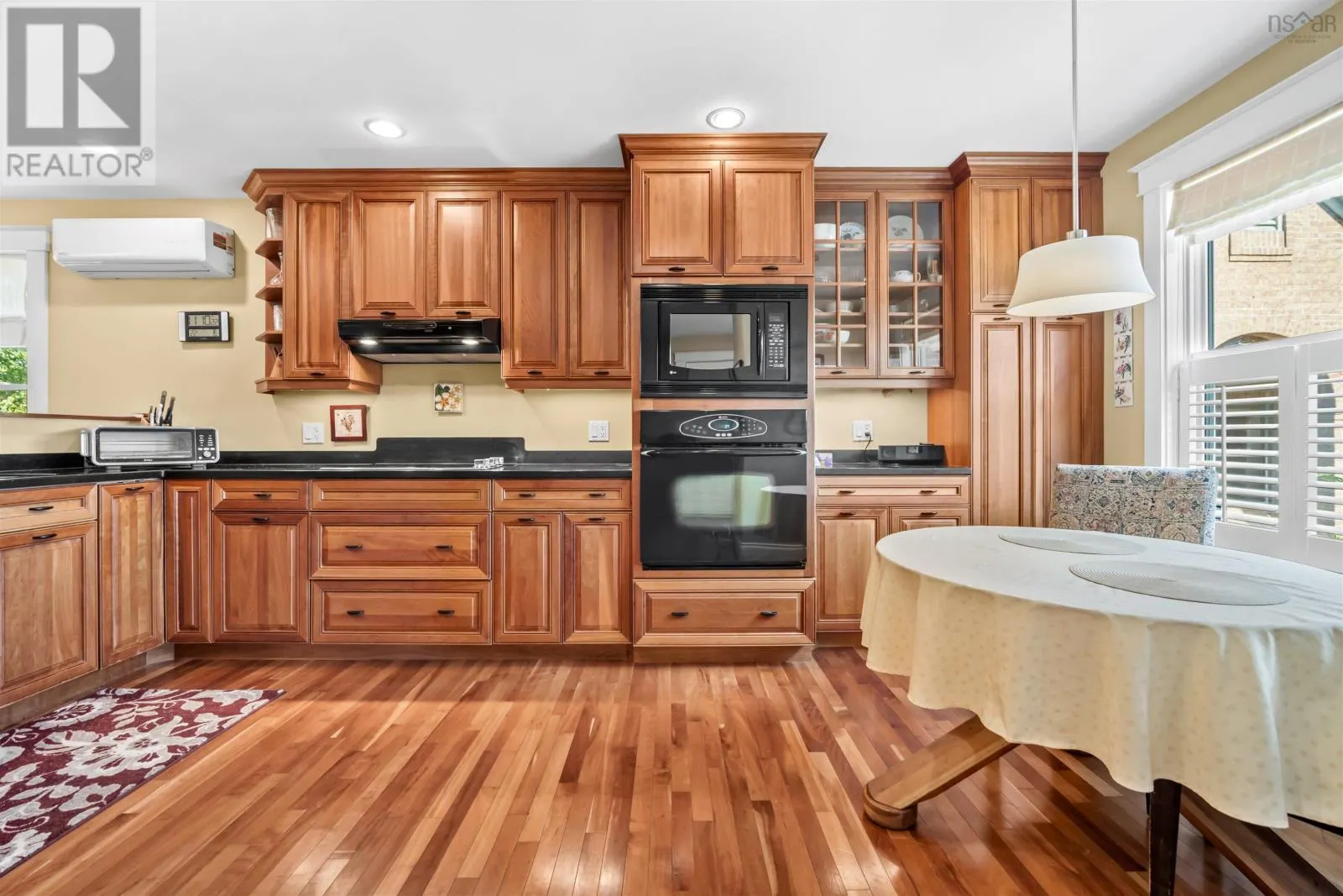 7 Compass Rose Court