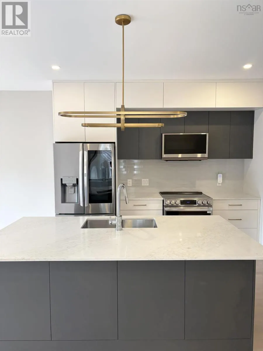 91 Honeygold Drive